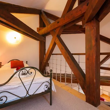 Sleeps 6 * Chamonix