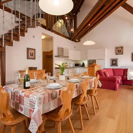 Sleeps 6 Chamonix